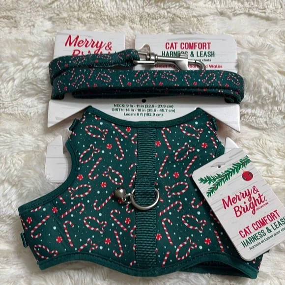 NWT, Christmas, cat harness and leash