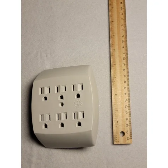 General Electric (GE) 6-Outlet Adapter -‎ White, Ground, 15A-125V 1745