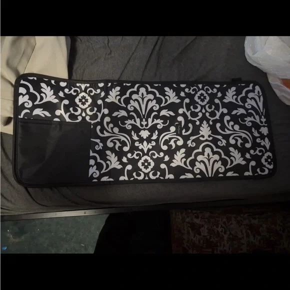 Black and White Organizer by Thirty-One