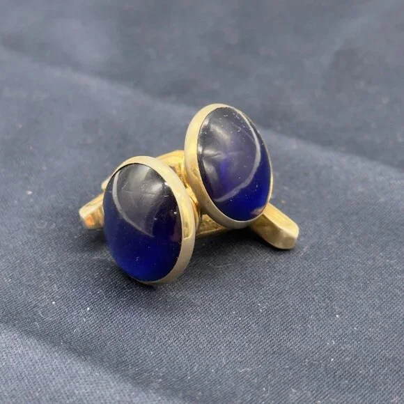 Vintage Hickok Gold Tone Blue Glass Cabochon Cufflinks Mid Century MCM