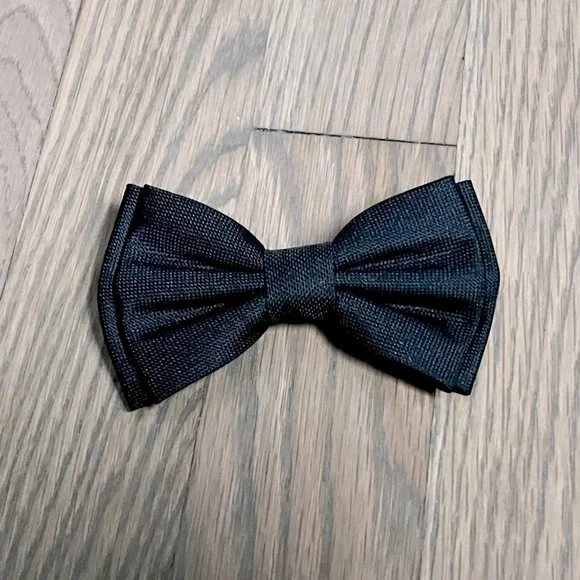 Black Boys Clip On Bow Tie