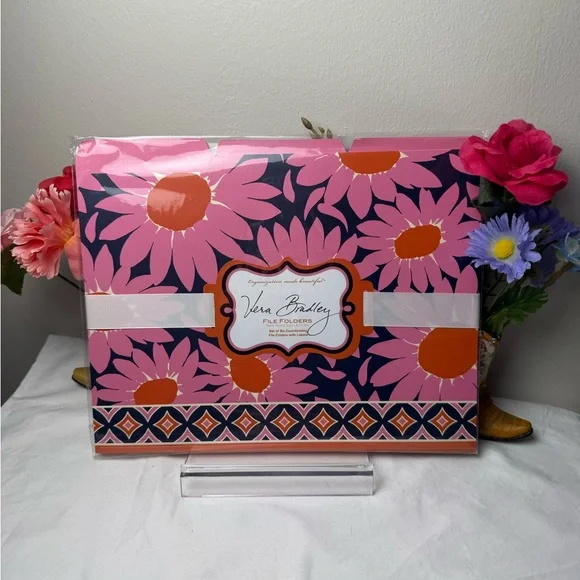 NWT Vera Bradley Loves Me File Folders Retired Pattern