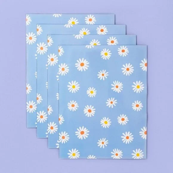More Than Magic Girl Talk Magnetic Wall Paper - Daisies - 4 Sheets - 8½ X 11