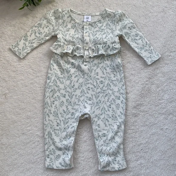 GAP Blue & Off White Floral Romper 6-12M EUC