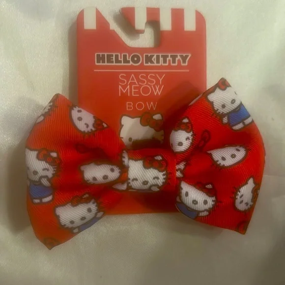 Sassy Meow Hello Kitty Red Slider Bow