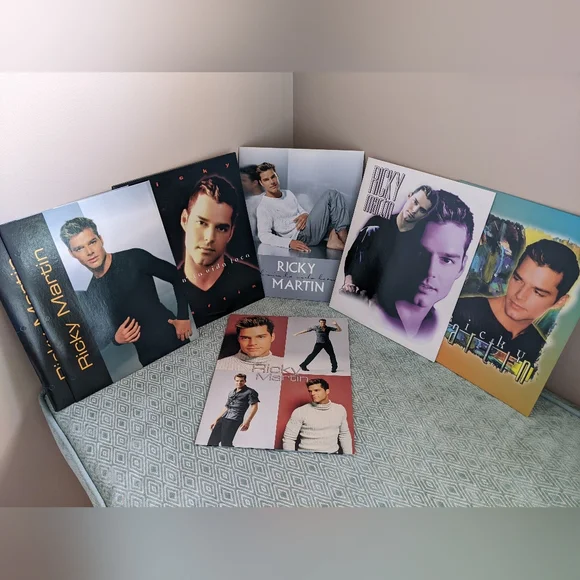 Ricky Martin Brand New Folder Bundle of 7