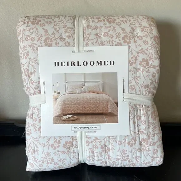 Heirloomed Floral Work Quilt Set