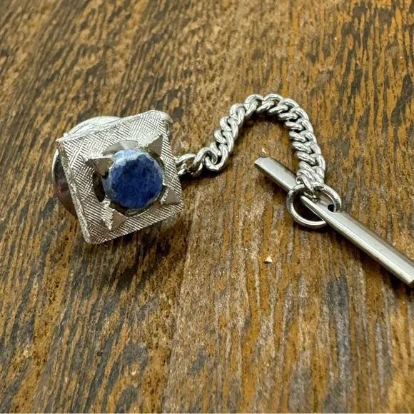 Vintage MCM blue sodalite stone textured silver tone square tie tack pin