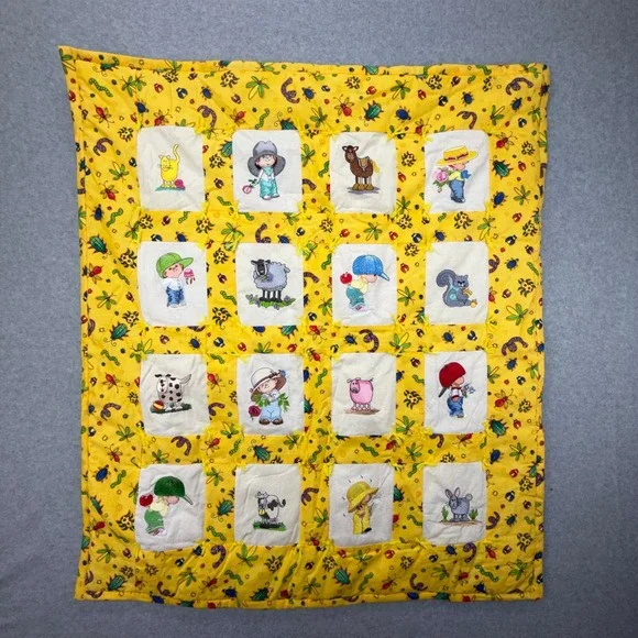 Handmade Baby Quilt Barnyard Animals Farm Yellow Bug Fabric‎ 36x31