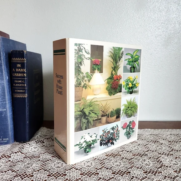 Vintage Success with House Plants Binder