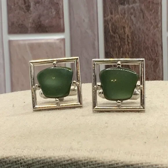 Sarah Coventry Green Resin Silver Tone Square Cuff Links