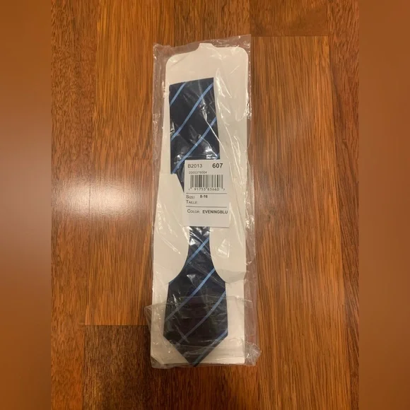 *2 for $10 item* Children’s Place boys tie