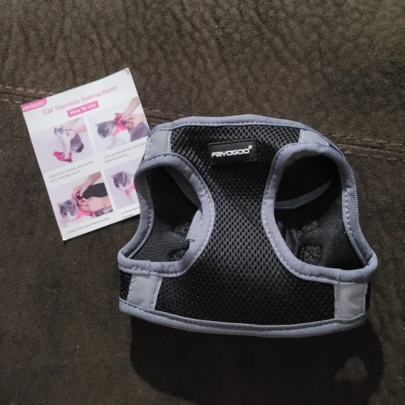 New FAYOGOO Cat Harness~Large