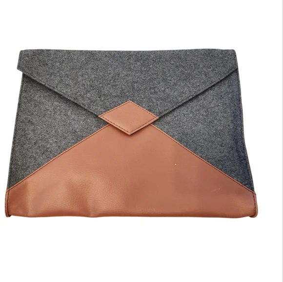 Journey Laptop Sleeve