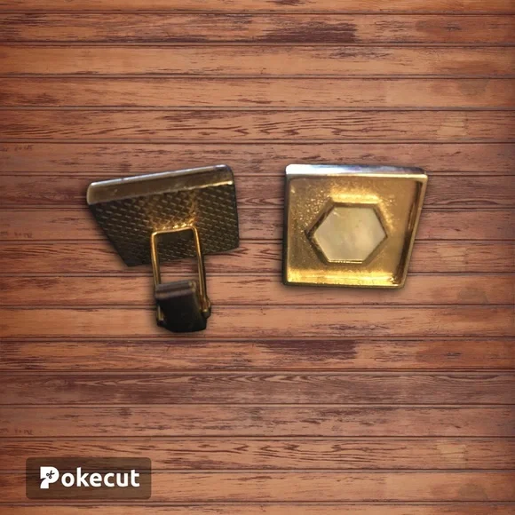 Vintage Swank Mens Gold Toned Square Cuff Links
