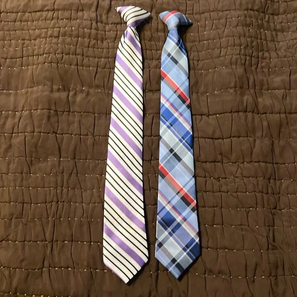 Excellent condition clip on ties