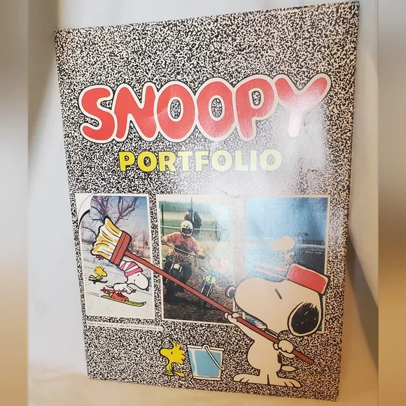 Snoopy Portfolio Fun Graphics Vtg 1966 Woodstock Motocross Skiing Made In USA