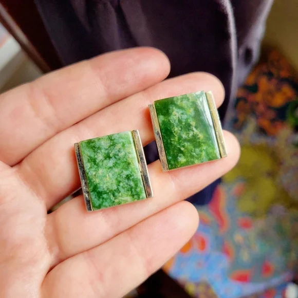 Vintage Pair of Gold Jade Square Cuff Links