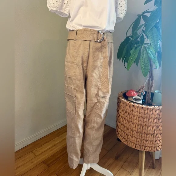 White House Black Market Beige Linen/Poly Blend Cargo Pants