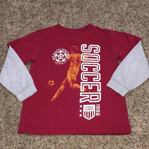 Gap Kids Boy Soccer Sweatshirts Size XS (4-5)