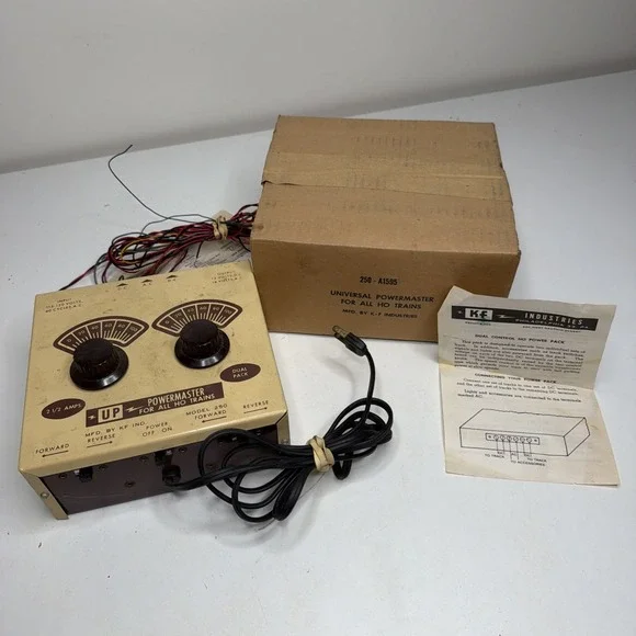 Kf Industries Universal PowerMaster Dual Pack Train Transformer HO Original Box