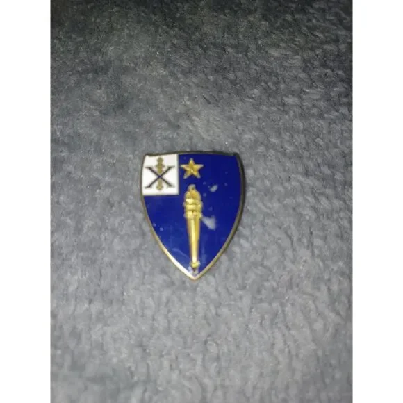 US Army 46th Infantry Regiment Unit DI DUI Crest Insignia pin‎ back CPCO NYC U