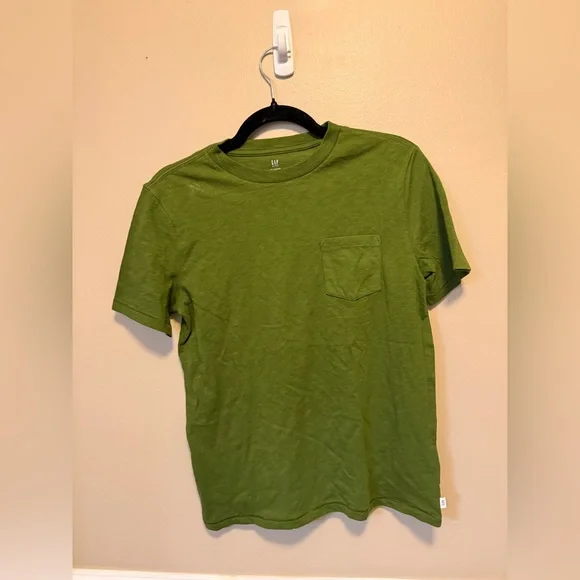 GAP‎ Olive Short Sleeve Tee