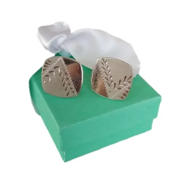 Silver tone Etched Square Cuff Links