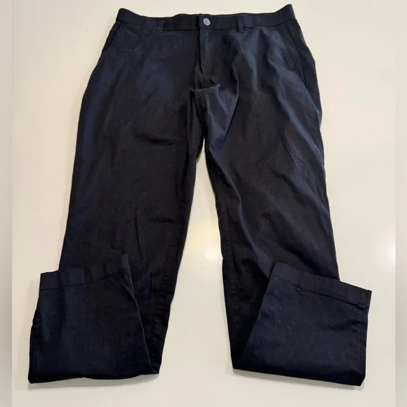 Fabletics Lightweight Pants Mens Size 33x32 Black Golf Chino Performance
