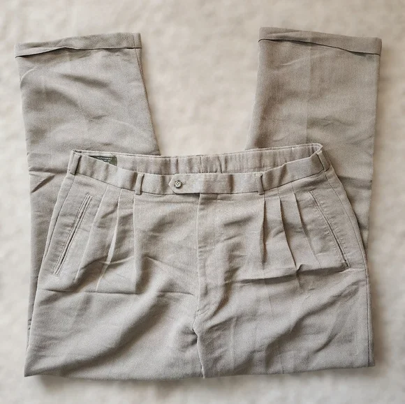 ​Vintage CLUB International Pleated Trousers Size 40 High Waisted Soft