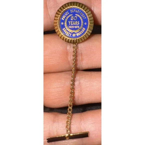 VTG ENAMEL Shield Police Dept Of Nassau 50yrs Of Service Award Tie‎ Chain Pin 2