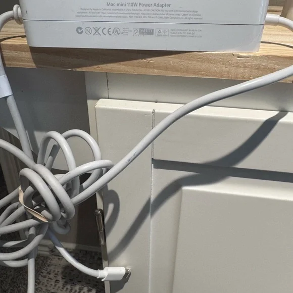 Apple 110W Power Adapter - white
