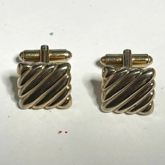 VTG Gold Tone Square Shaped Striped Ribbon Style Cuff Links Retro Gift
