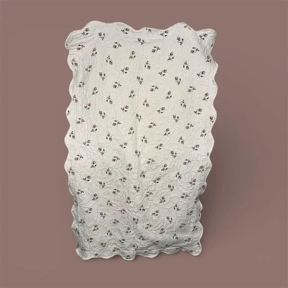 Colchass S Domingos Matelasse‎ Quilted King Sham 2-Piece Set Ivory Rose Scallop