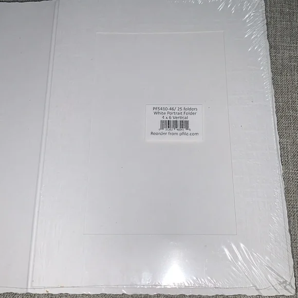 Portrait Folders (25 in a pack) 4 x 6 vertical