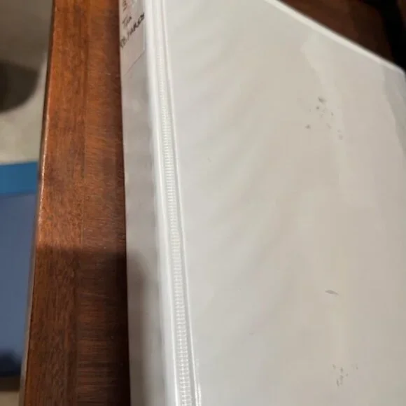 BINDERS, 3 RING, BLUE AND WHITE, USED 1 TIME 2 1/2