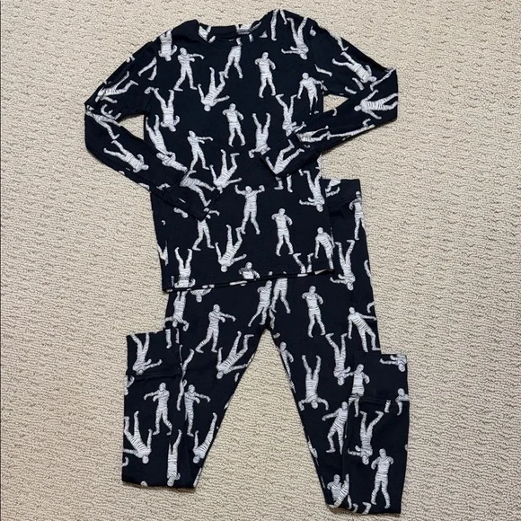 GAP Kids Black & White Mummy Halloween Pajama Set, Size 10 and Size 12.