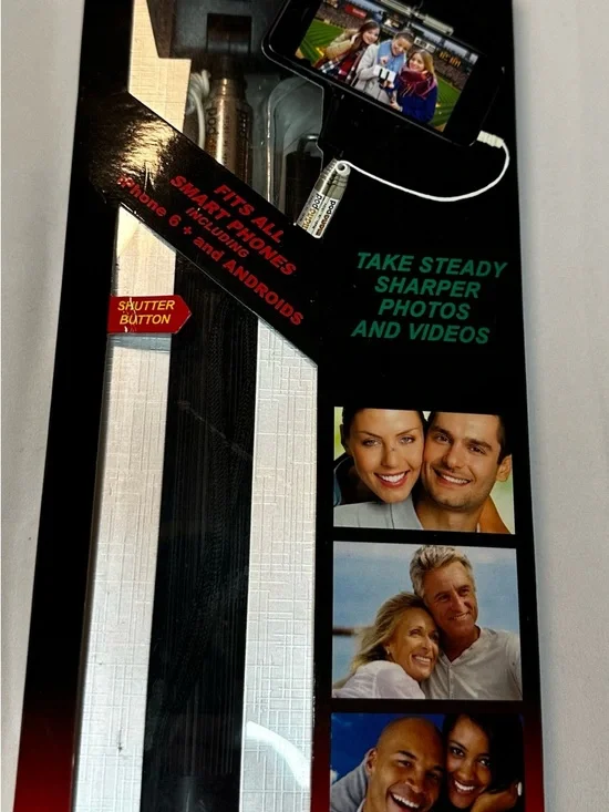 Smartphone Selfie Stick with Shutter Button - Black.
