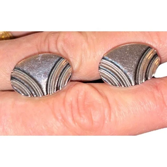 Vtg Men's Silvertone Oval Cufflinks
