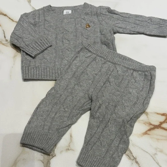 Gap Gray Cable Knit Sweater and Pants Set