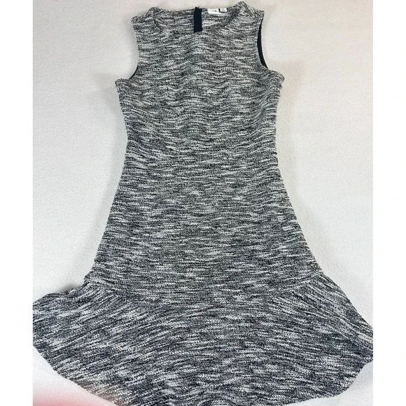 Gap Kids Girls Black White Marled Knit Ruffle‎ Fit Flare Dress 493701-00 Size 0
