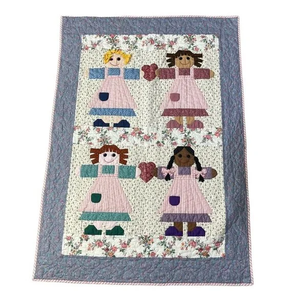Small Child's Baby Bed Patchwork Quilt Girl Friends Pink Blue Floral 34