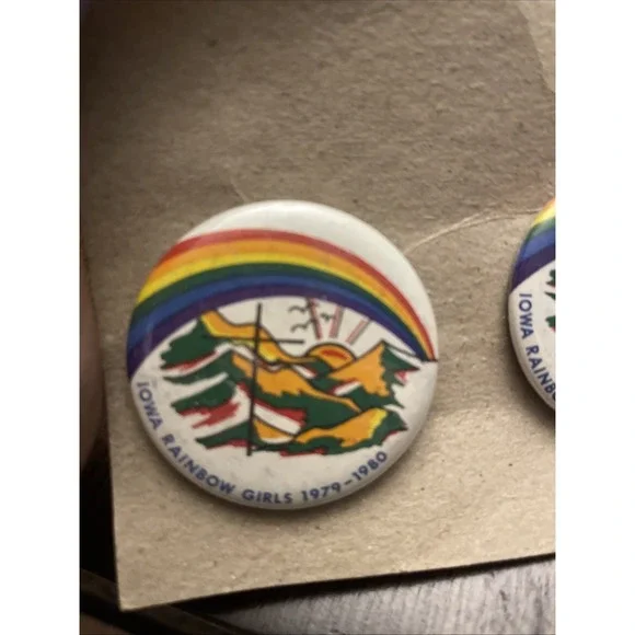 4 Vintage Iowa Of The Rainbow Girls Pins Buttons 1979-1980
