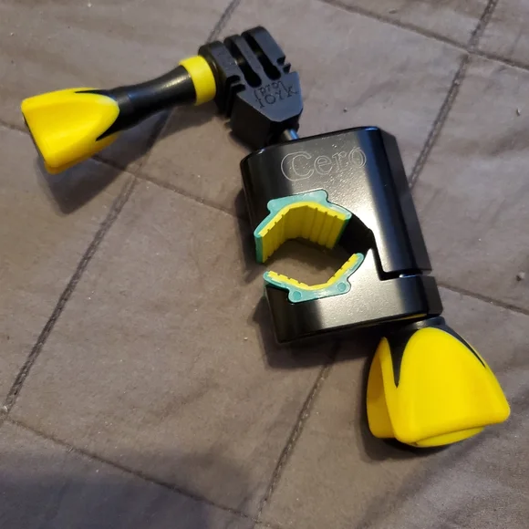 Cero Black and Yellow Camera Clamp
