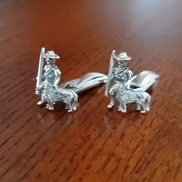 Sarah Coventry | Sherpard and Dog Cuff Links