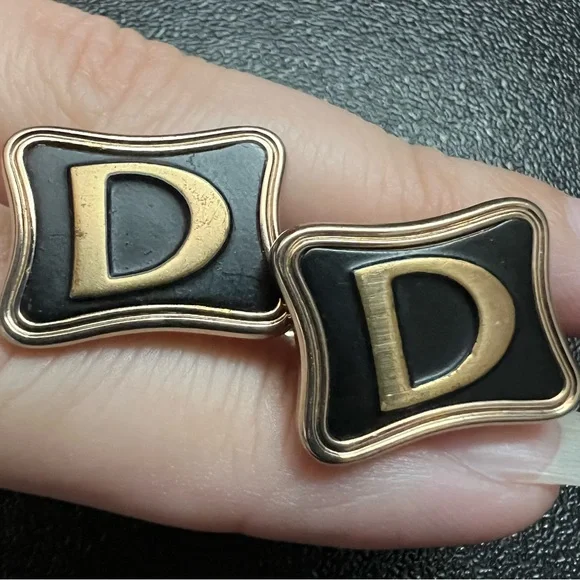 Vtg Hickok Gold Tone Black Enamel Initial “D” Cufflinks