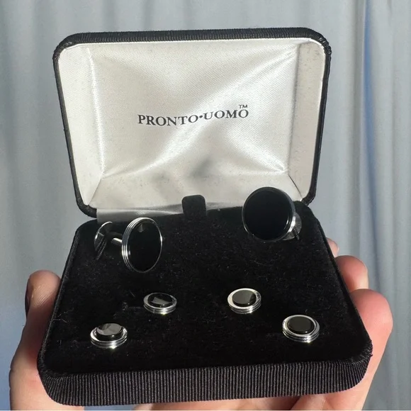 Pronto Uomo Black and Silver Cuff Links