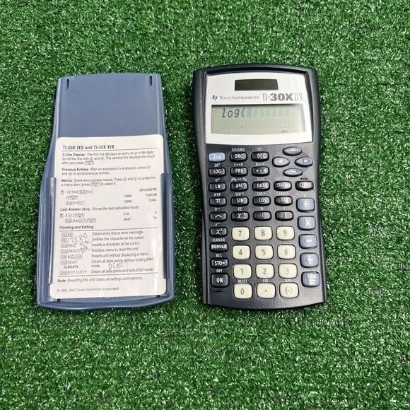 Texas Instruments TI-30X IIS Scientific‎ Calculator Solar Tested Works