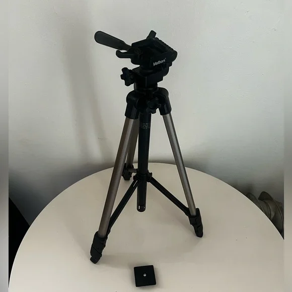 Velbon T-3500 Tripod with DSLR adapter