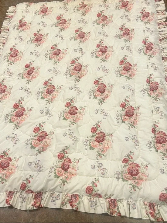 VTG Laura Ashley Floral Full Ruffle Quilted Comforter Reversible Romantic